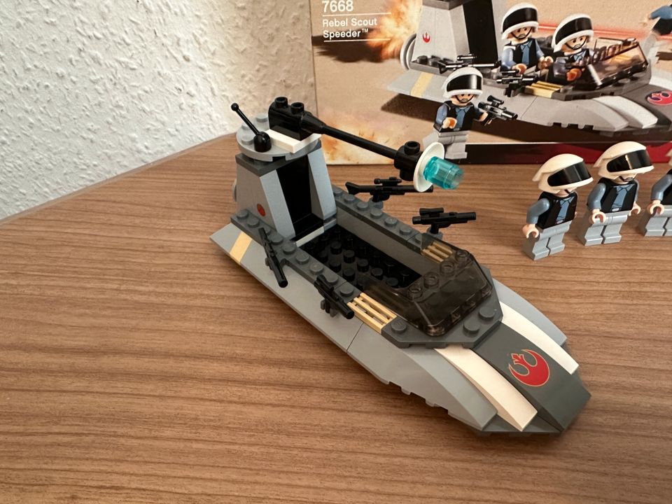 LEGO Star Wars Set 7668 „Rebel Scout Speeder“ (Komplett) in Berlin