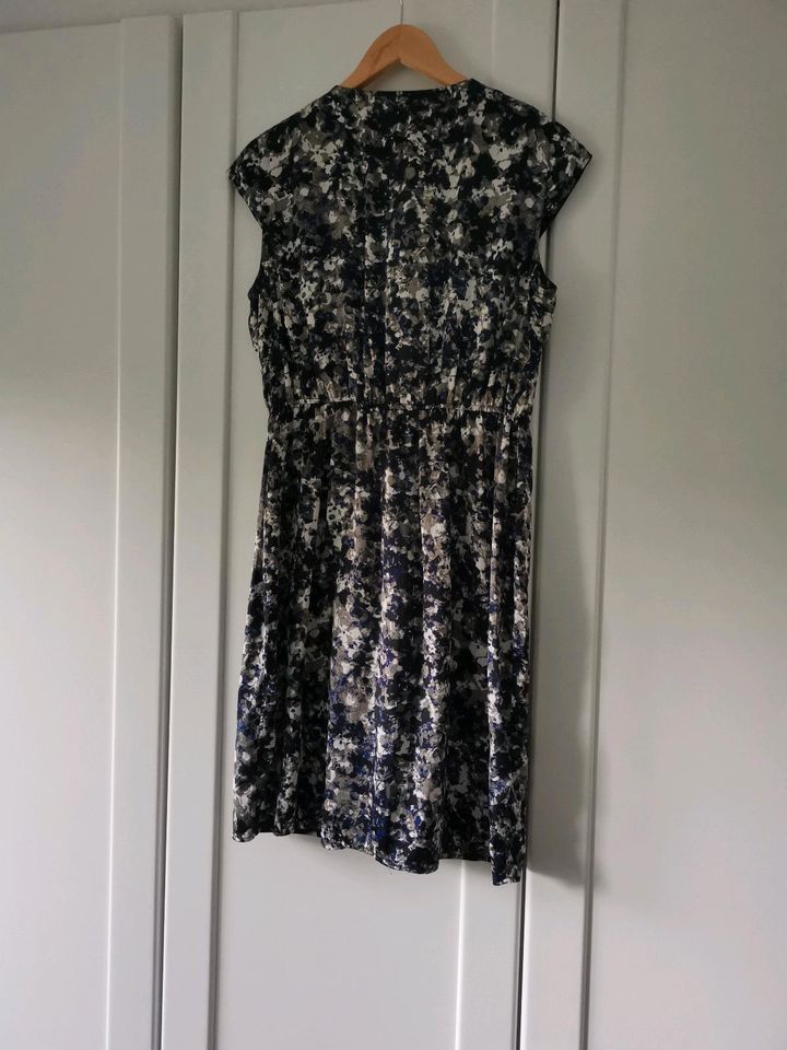 Kleid Sommerkleid festlich H & M Gr. 42 in Langlingen