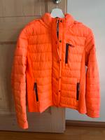 Taillierte Daunenjacke von Superdry / M Bayern - Waldkraiburg Vorschau