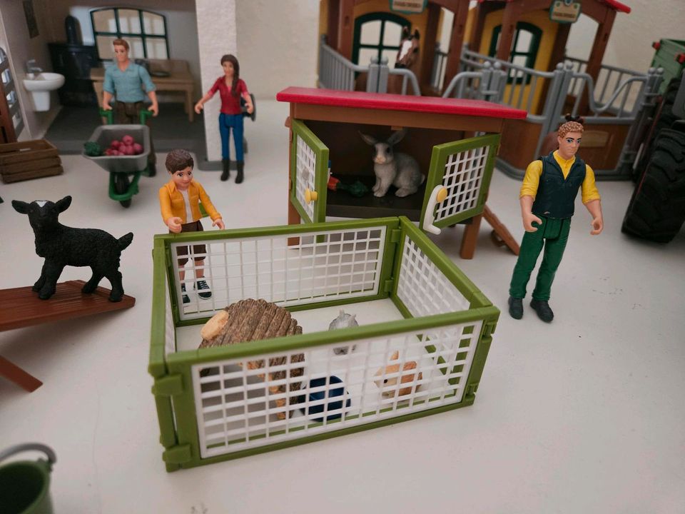 Schleich Bauernhof mit viel Zubehör in Dachau