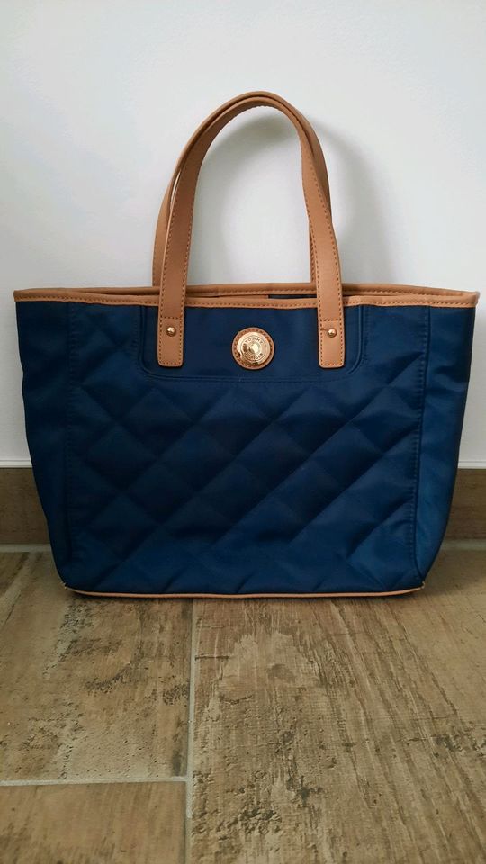 Tasche Tommy Hilfiger in Zossen-Wünsdorf