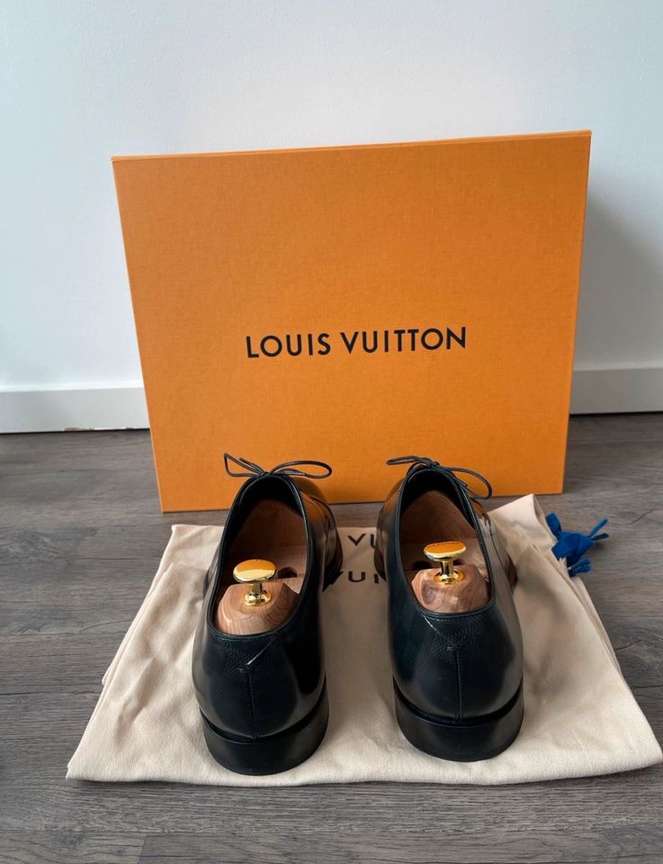 Louis Vuitton Schuhe Gr. 8.5 in Berlin