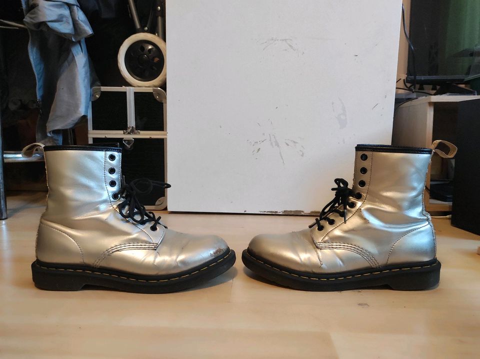 Herrenschuhe Dr.Martens Air Wair Größe 42 in Kassel