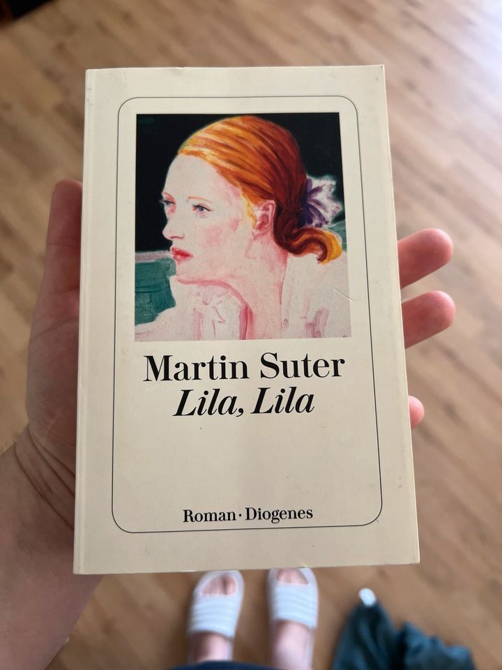 Roman von Martin Sutter „Lila, Lila“ in Wiesbaden