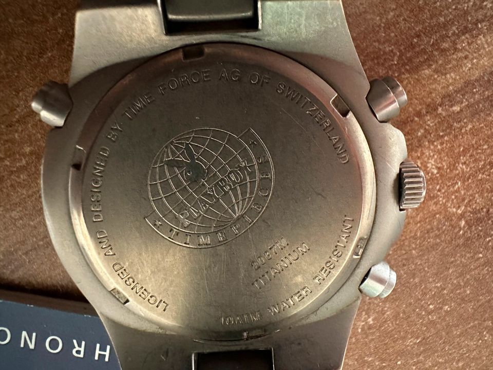 Playboy Armbanduhr Chronograph Titan in Freisen