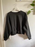 weekday „crop volume t-shirt“ in dunkelgrau l pullover Hamburg-Nord - Hamburg Barmbek Vorschau