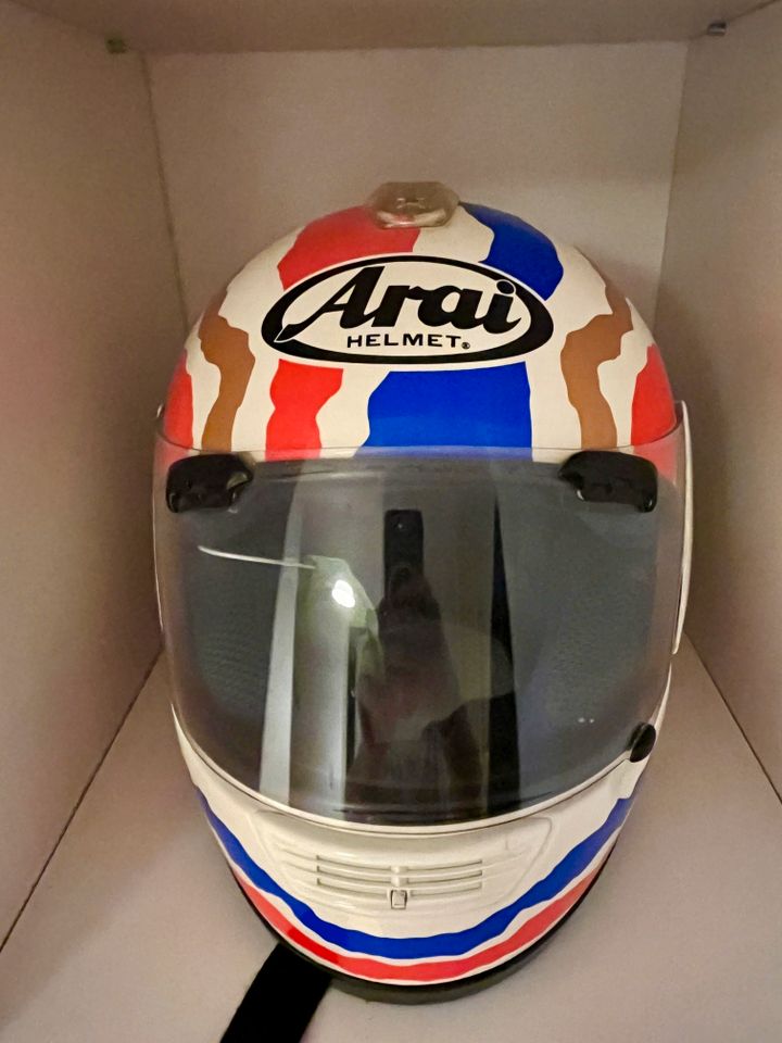 Nankai Lederkombi Rothmans un 6 Arai Helm "Michael Doohan" in Siegburg