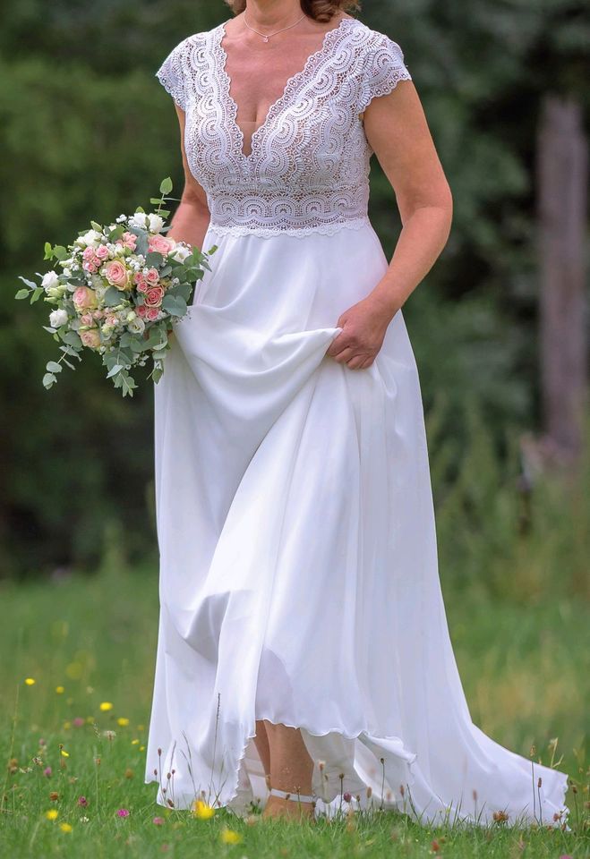 Brautkleid/ Hochzeitskleid,  A-Linie, ivory, 40/42 in München