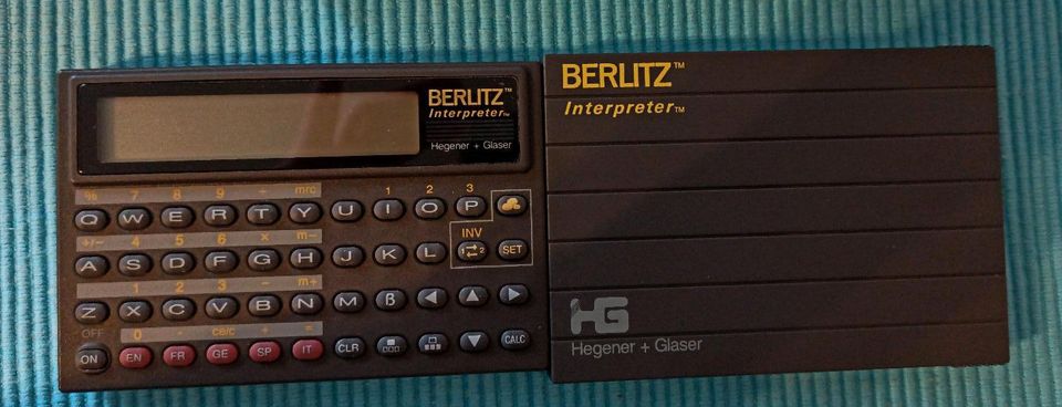 Übersetzer Berlitz Re 1990 zu verschenken in Rühen