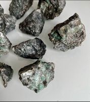 Smaragd  Rohstein Edelsteine Mineralsteine Bayern - Augsburg Vorschau