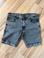 Reell Palm Shorts kurze Hose Gr M Thüringen - Schleiz Vorschau