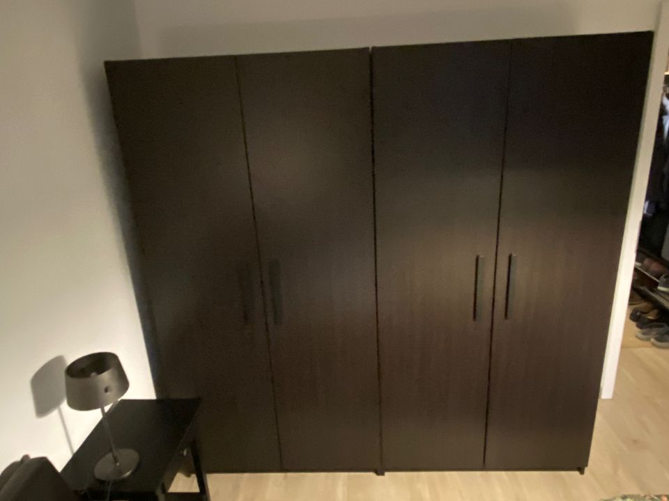 2 IKEA Kleiderschränke PAX mit Forsand Türen in Karlsbad