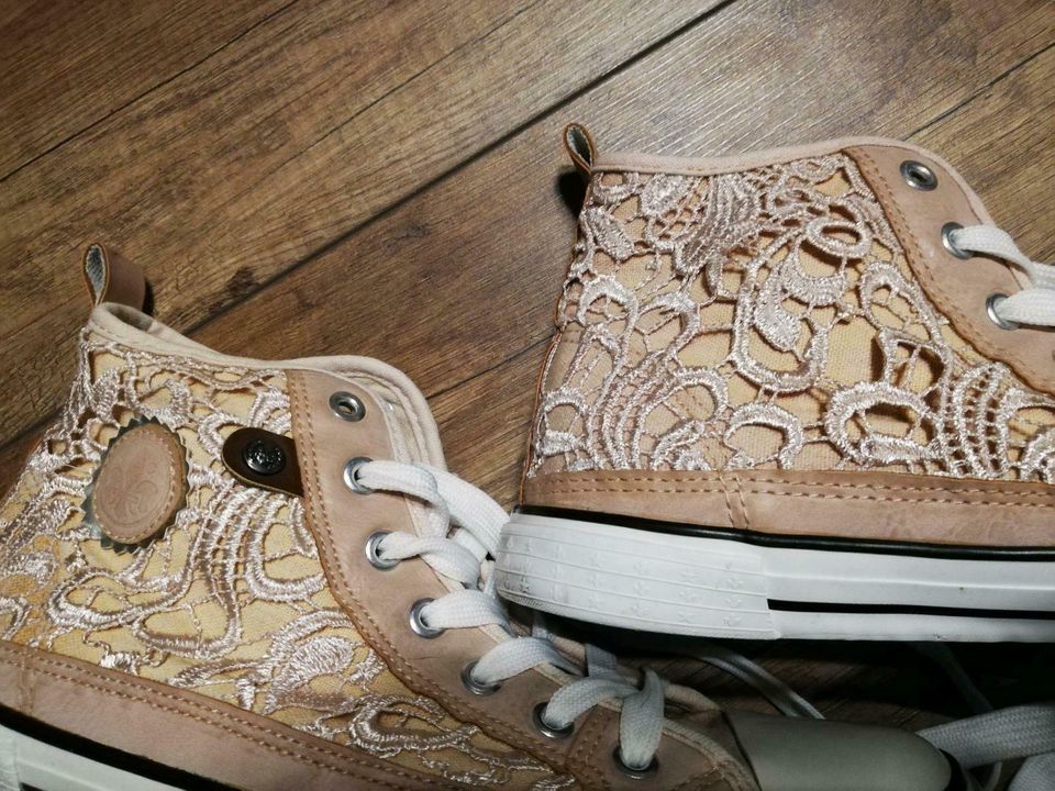 Verkaufe Hochzeitsschuhe Chucks Größe 40 in Baden-Württemberg - Neresheim |  eBay Kleinanzeigen ist jetzt Kleinanzeigen