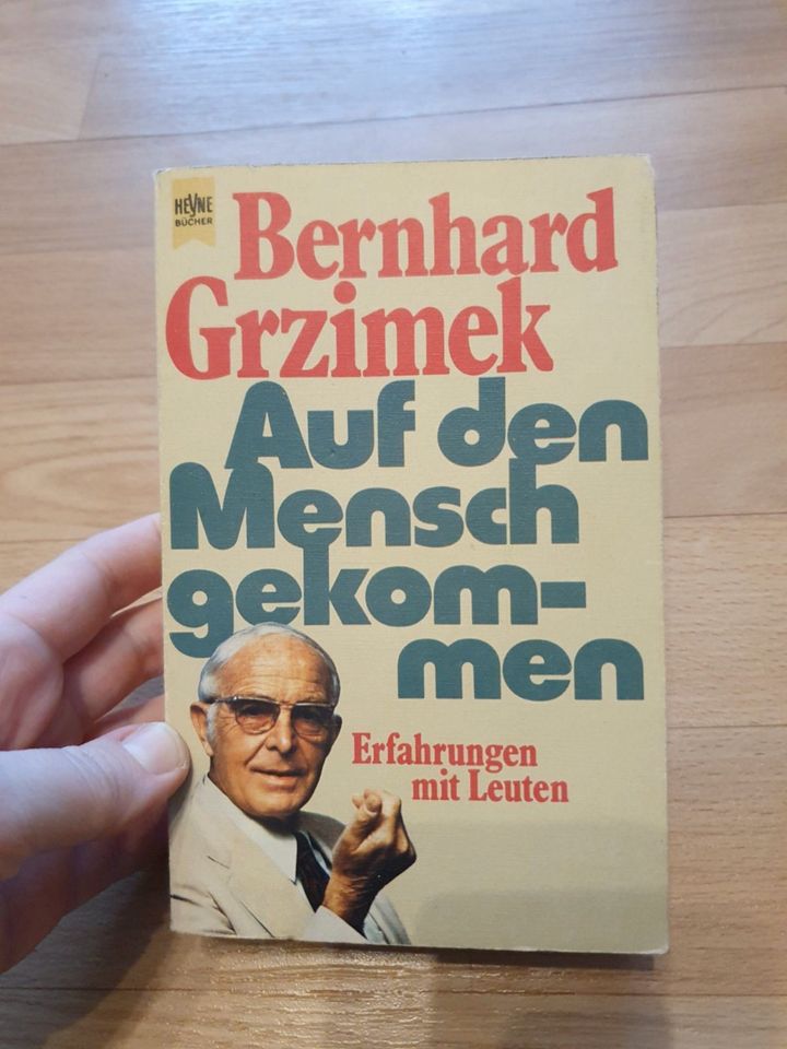 Buch Bernhard Grzimek Auf den Mensch gekommen 1977 in Halle