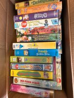 Eine Kiste mit 30 VHS Disney usw Baden-Württemberg - Fellbach Vorschau