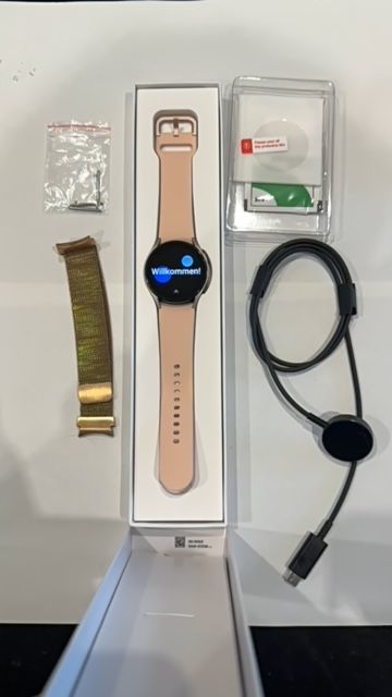 Samsung Galaxy Watch 5 Smartwatch LTE 40mm Pink Gold neuwertig in Rehden