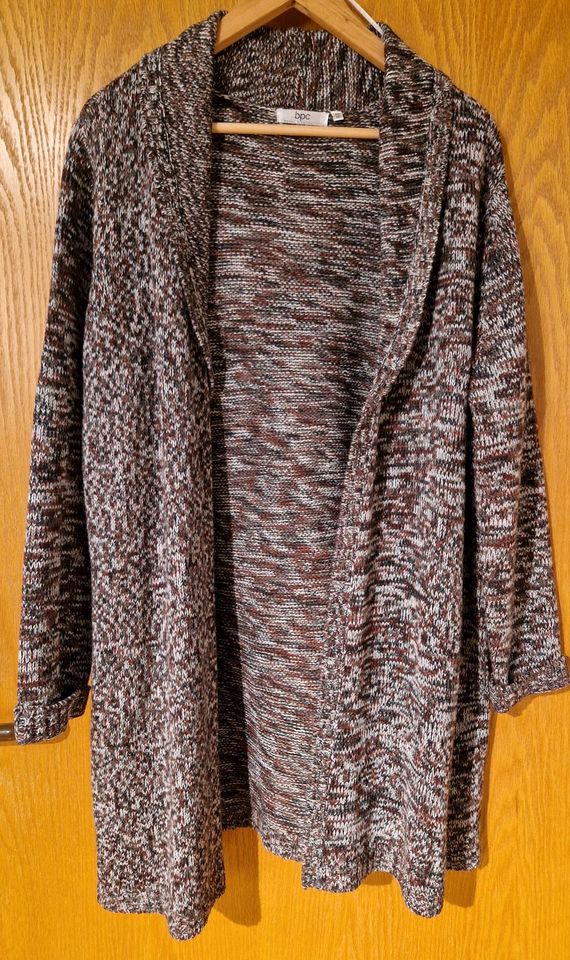 Strickjacke, Gr. 48/50 NEU! in Mülheim-Kärlich