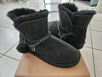 Neue UGG Classic Charm Mini Stiefel Bayern - Oberaurach Vorschau