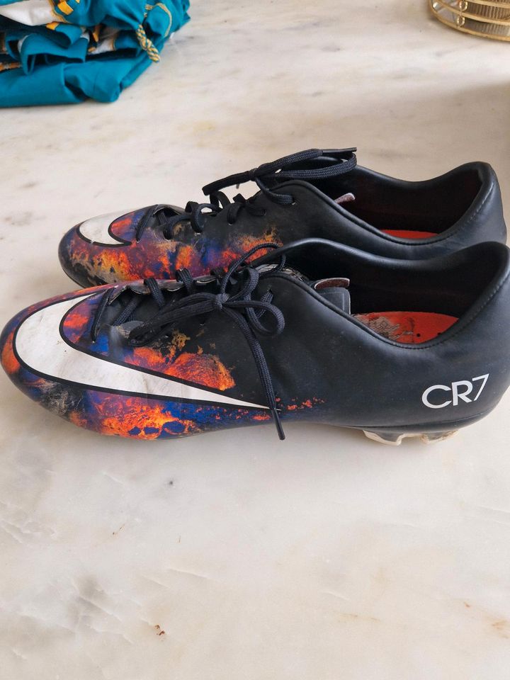 Nike Mercurial CR7 Lava Edition in Berlin