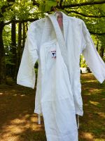 Karate Trainingsanzug München - Moosach Vorschau