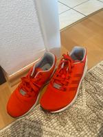 Damen sportschuhe Kr. München - Taufkirchen Vorschau