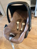 MaxiCosi Babyschale mit 2 Isofix Stationen Sachsen-Anhalt - Gröningen Vorschau