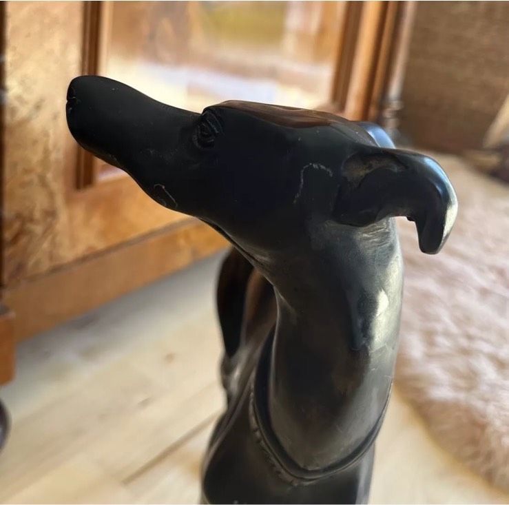 Große Windhund Bronze Figur - Greyhound Whippet Statue antik in Preetz