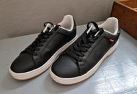 Levis Sneaker schwarz Größe 42 wie Neu Sachsen - Dippoldiswalde Vorschau