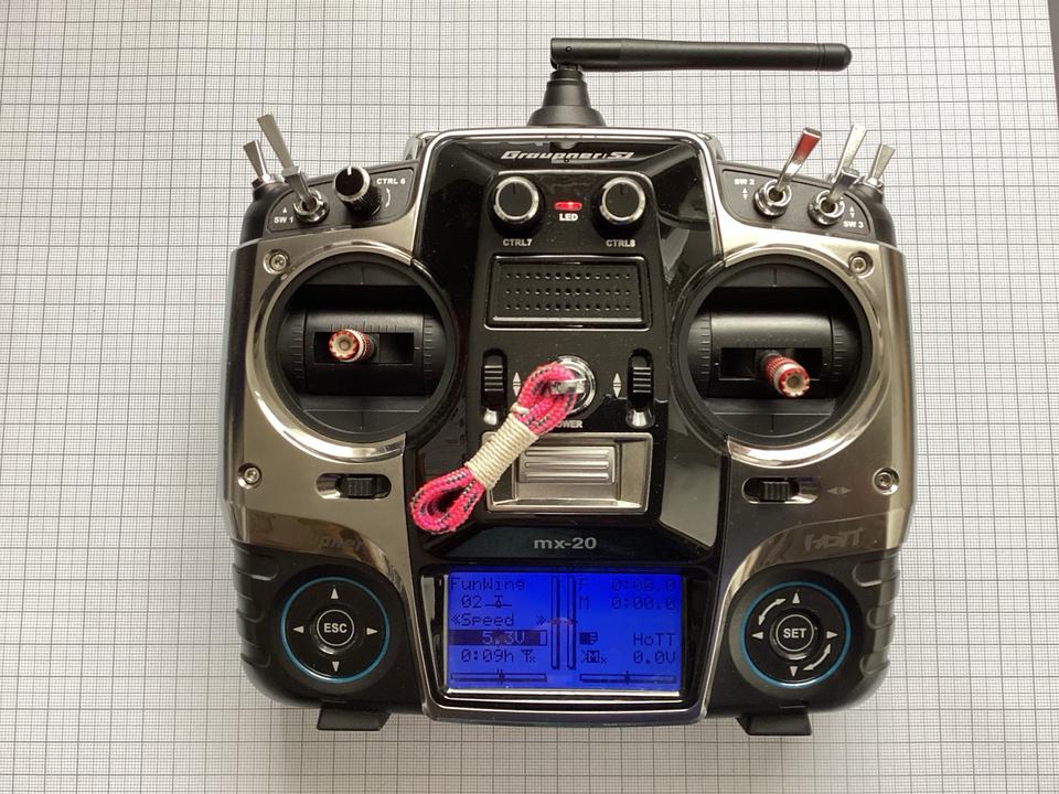 Graupner MX-20 2,4 GHz Hott Sender für GR-12 GR-16 neuwertig in Groß Kreutz