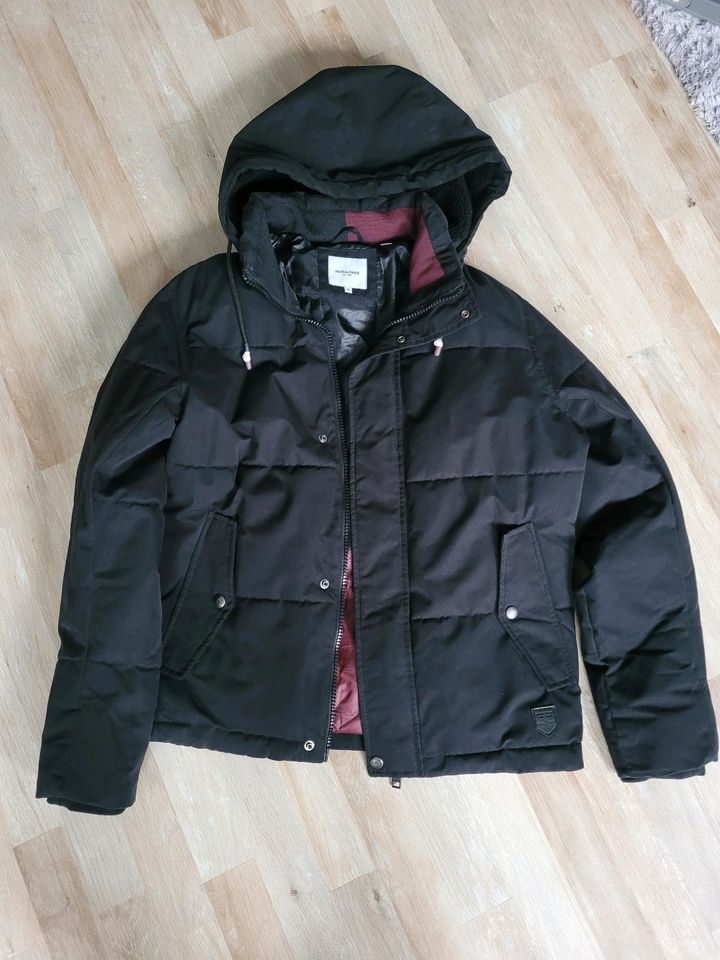 Jack & Jones Jacke gr. M Herrenjacke Winterjacke Pufferjacke in Velbert