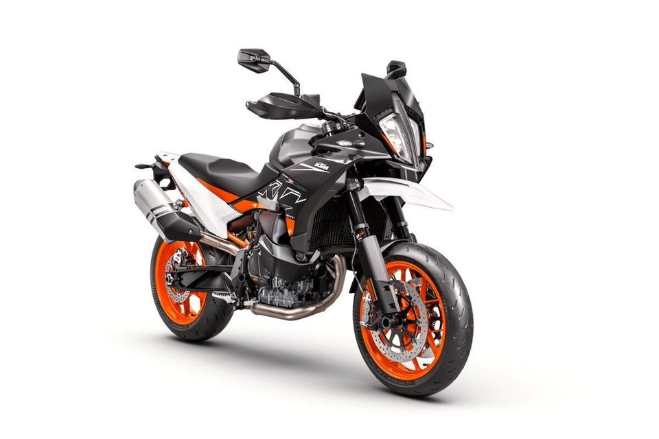 KTM 890 SMT 2023 Neufahrzeug inkl. TechPack *sofort verfügbar* in Winnenden