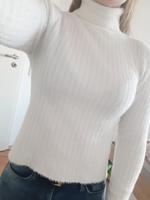 weißer Rollkragenpullover Bayern - Kempten Vorschau
