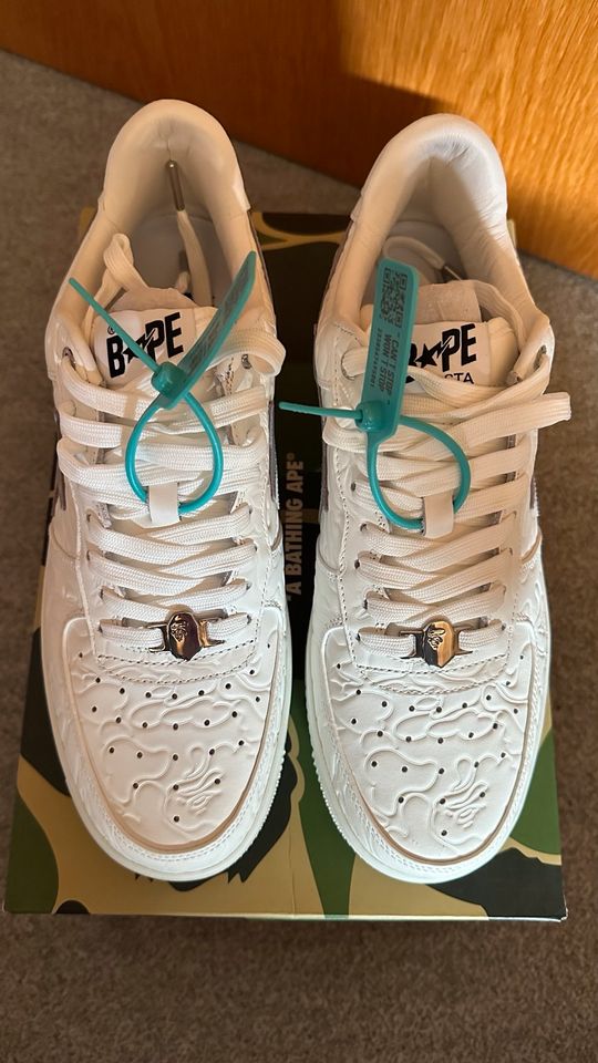 Bape sta a bathing ape EU: 45 white komplett neu mit Etikett in Fachbach