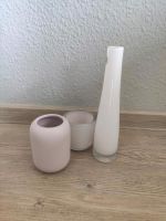 3x Ikea H&M Home Vasen Teelichthalter rosa weiß Niedersachsen - Winsen (Luhe) Vorschau