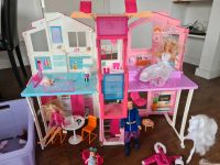 Große Barbie Sammlung Haus Puppen Nordrhein-Westfalen - Remscheid Vorschau