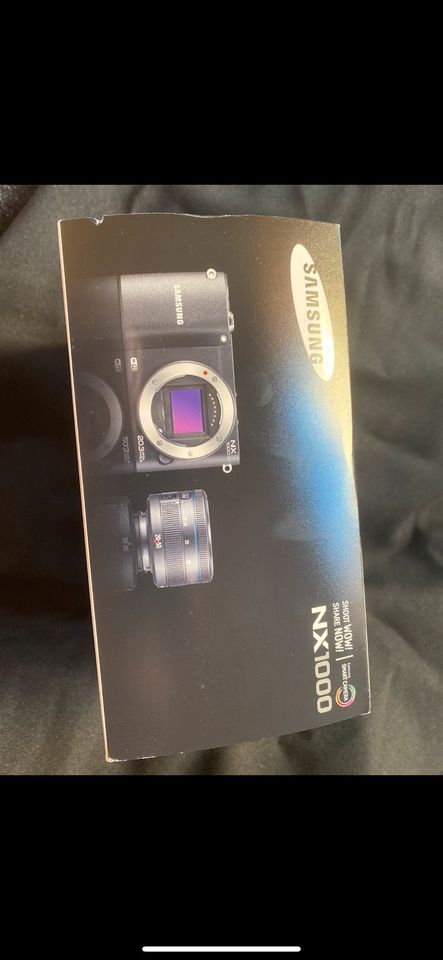 Samsung NX1000 Systemkamera neuwertig in Oberhaching