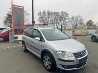 Volkswagen Touran Cross 2.0 TDI/Automatik/7 Sitzer/Xenon Nürnberg (Mittelfr) - Kleinreuth b Schweinau Vorschau