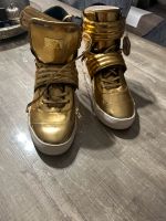 Klettverschluss, Sneaker in Gold Stuttgart - Zuffenhausen Vorschau
