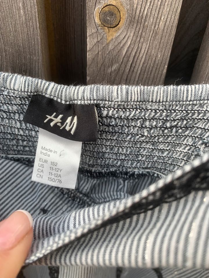 H&M Hängerchen Bustier Träger Kleid lang romantic Spitze Streifen in Heroldsberg