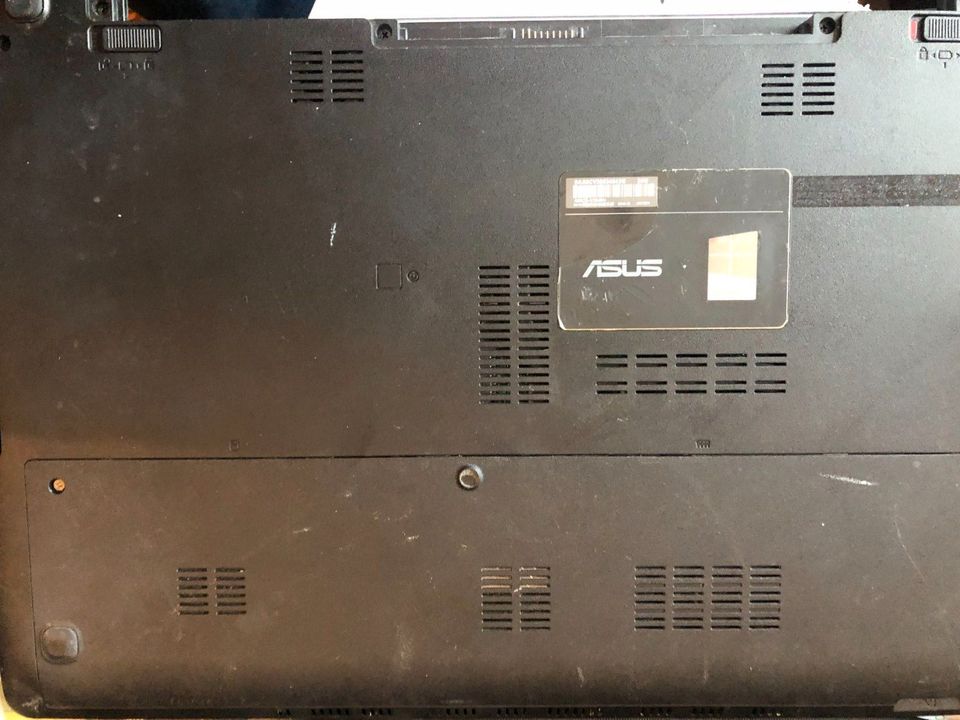 Asus A56C Laptop Notebook  i5, Festplatte 1,0 TB in Ettlingen