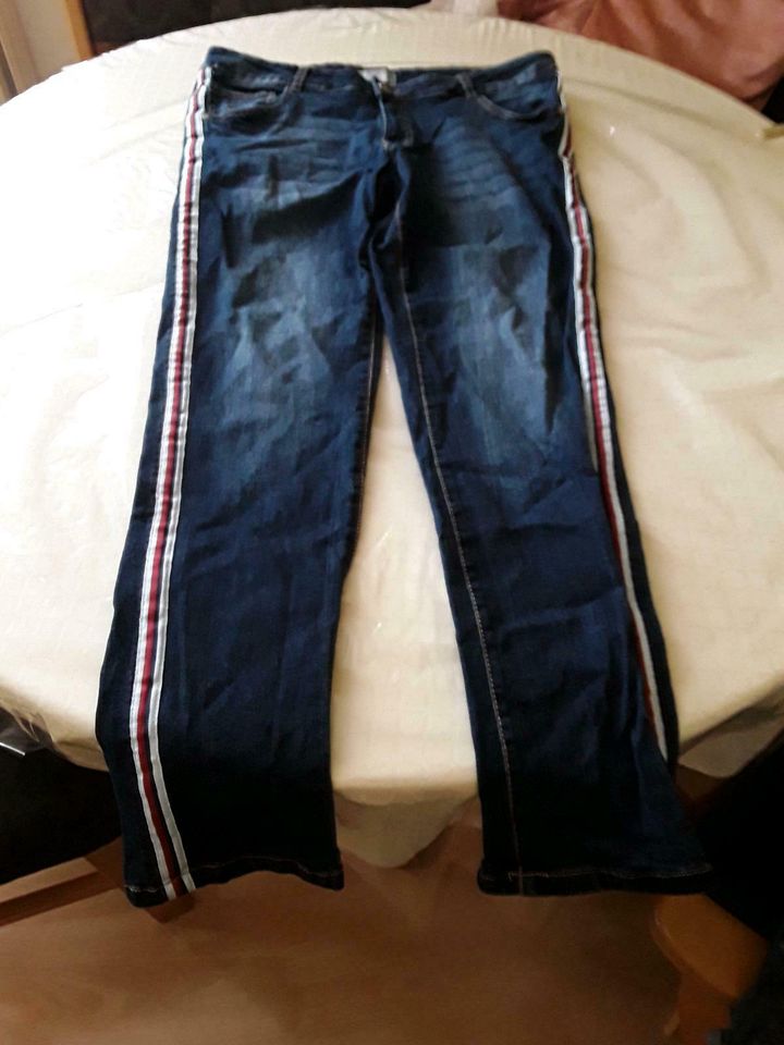 Jeansstretchhose in Massing