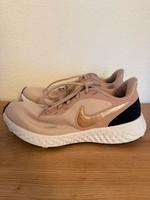 Nike Turnschuhe Gr. 39 Bayern - Weidhausen Vorschau