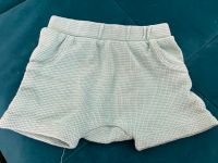 Kurze Hose Baby türkis Größe 62/68 Nordrhein-Westfalen - Kaarst Vorschau