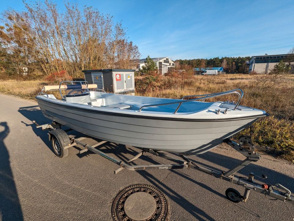 Motorboot,Angelboot,Freizeitboot 4,70 m in Löcknitz