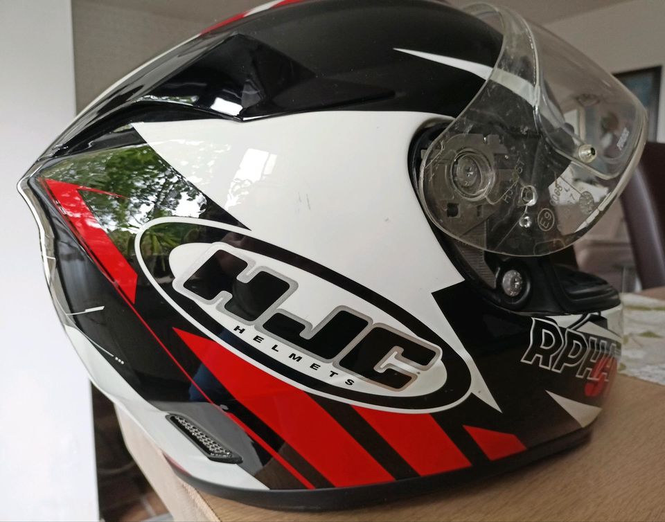 Motorrad-Helm, HJC in Kleve