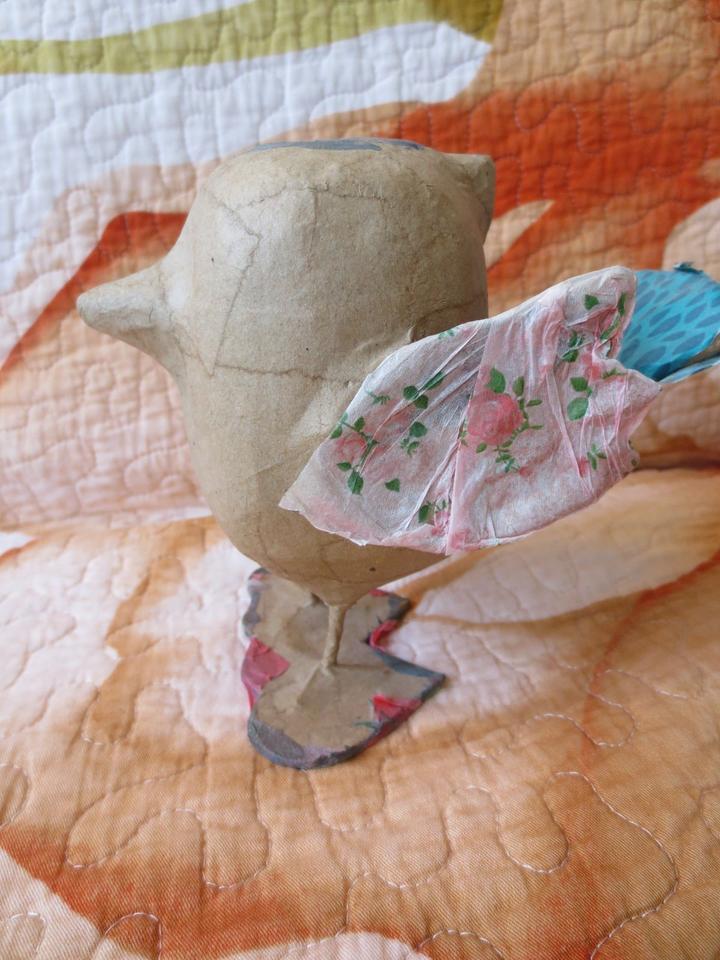 DIY Pappmaché Vogel zum Selber Dekorieren Frühling Basteln Malen in Bremen