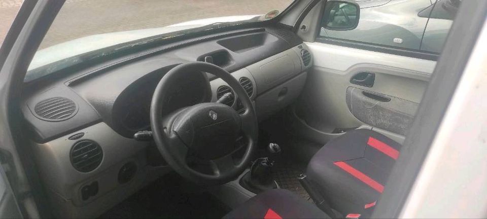 Renault Kangoo 1,2 L 16V  Unfallauto nicht Fahrbereit in Köln