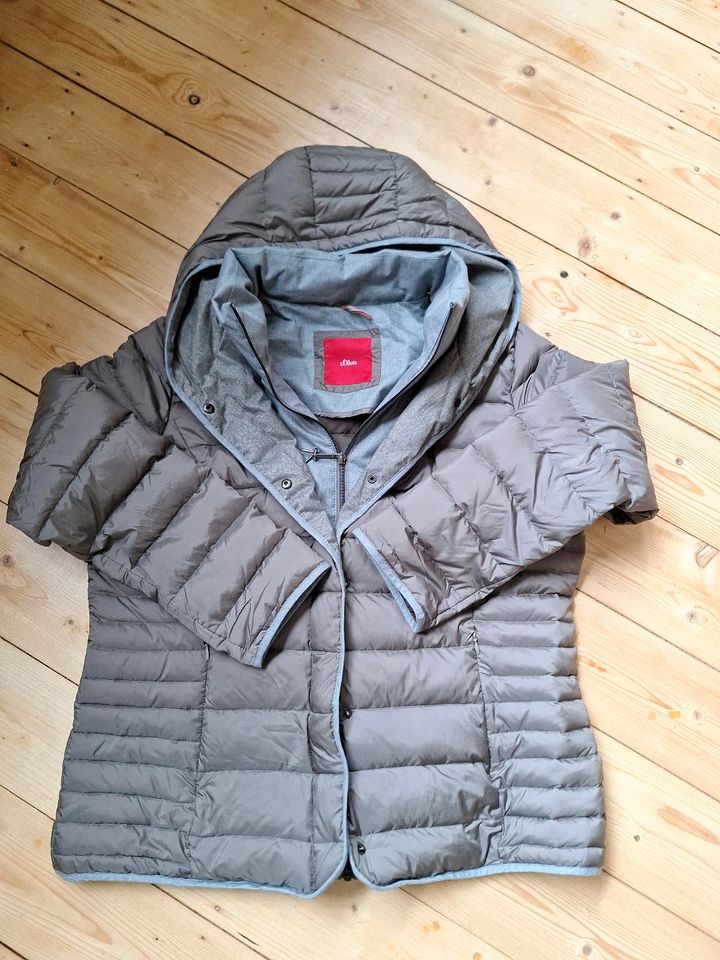 Steppjacke S.Oliver Lagenlook Gr. 44 XL L in Bünde