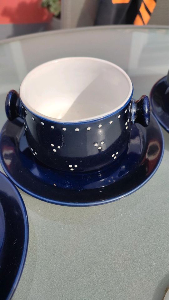 6 x Suppenschale Suppentasse u Teller Keramik blau weiße Punkte in Rogätz
