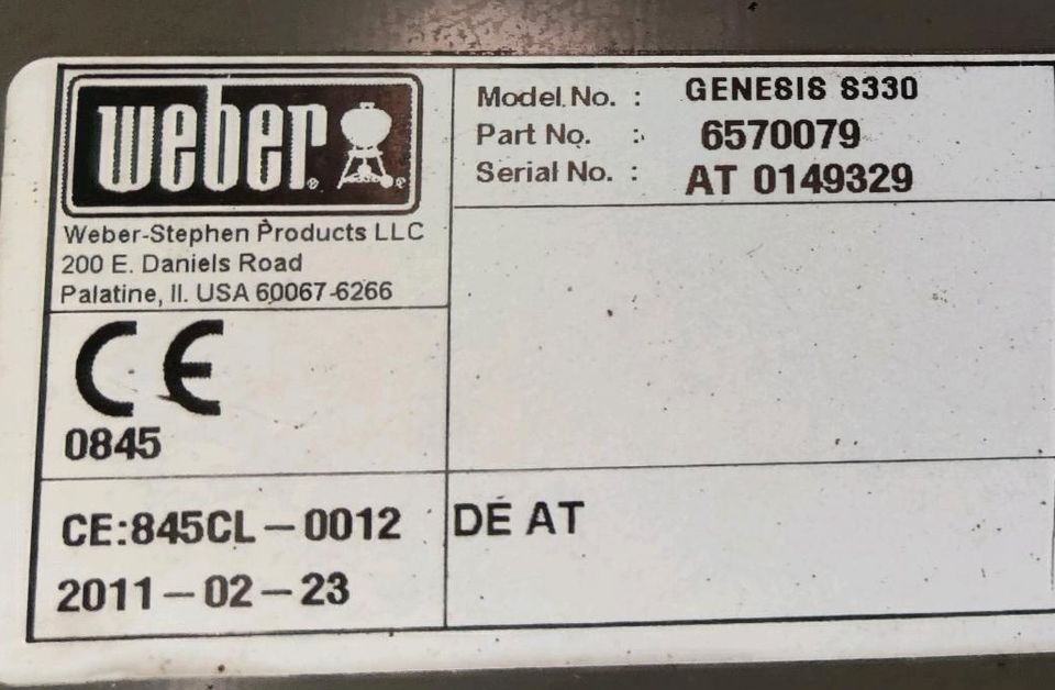 Weber Genesis S330 Gasgrill 4 Brenner in Stelle